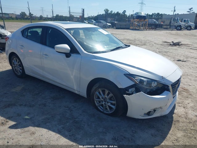 Salvage Mazda Mazda3 Image