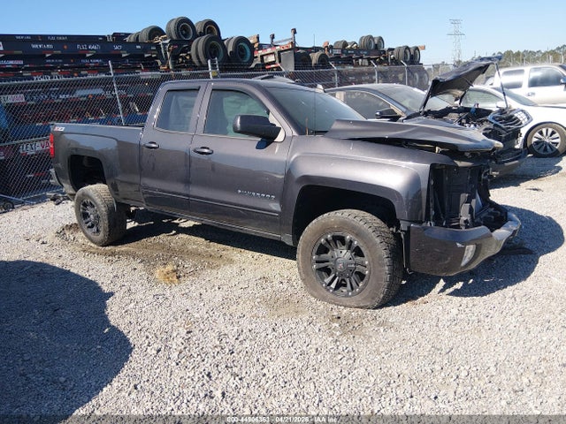 Salvage Chevrolet Silverado 1500 Image