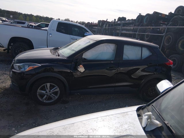 Nissan Kicks S Xtronic Cvt