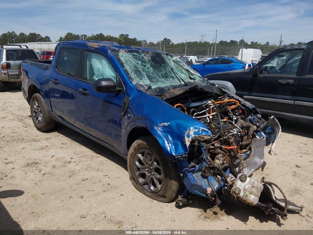 Salvage Ford Maverick Image