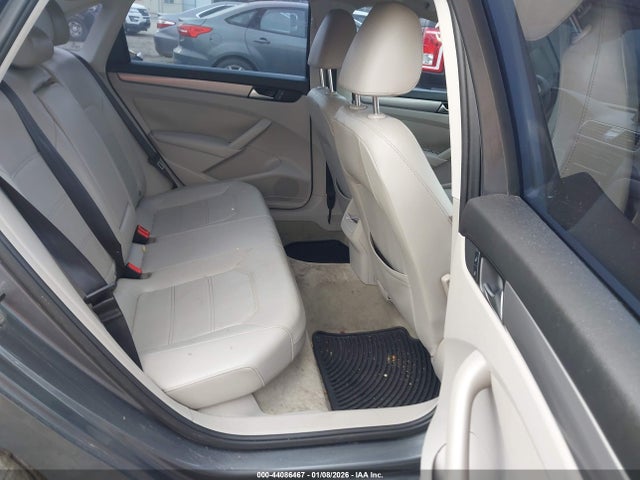 Volkswagen Passat 1.8t Wolfsburg Edition