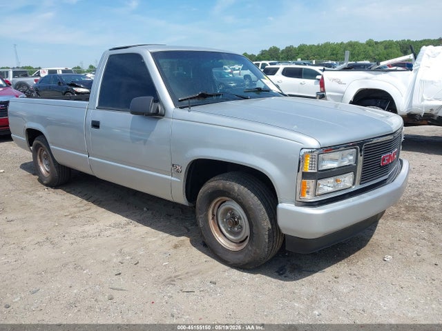 Salvage Chevrolet Gmt Image
