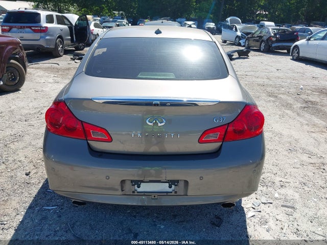 INFINITI G37 Journey
