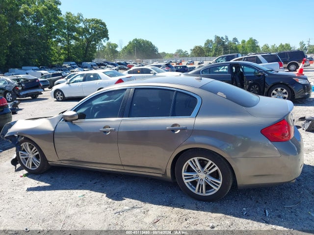 INFINITI G37 Journey