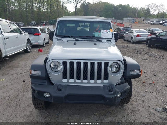 Jeep Wrangler Sport 4x4