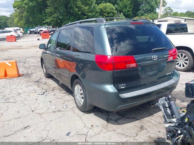 Toyota Sienna Le