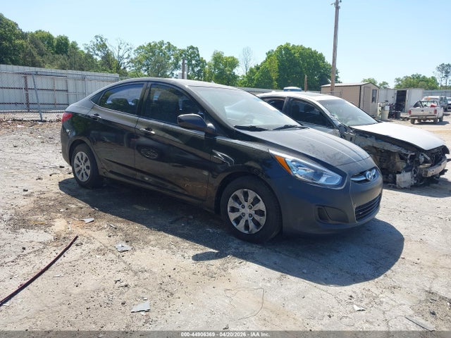 Salvage Hyundai ACCENT Image