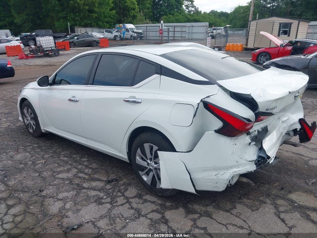 Nissan Altima S Fwd