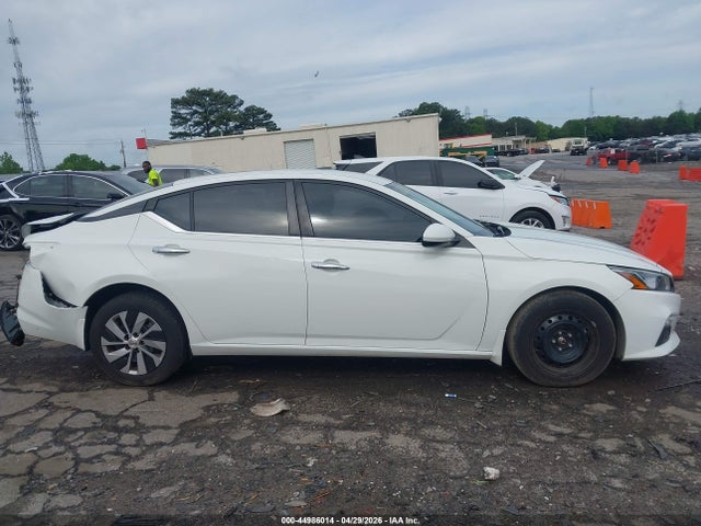 Nissan Altima S Fwd