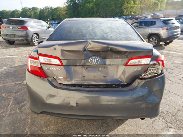 Toyota Camry Le