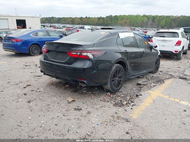 Toyota Camry Se Nightshade Edition