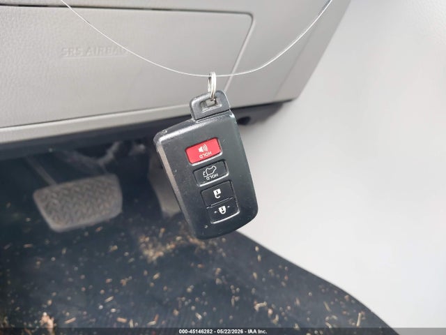 Toyota Highlander Xle V6