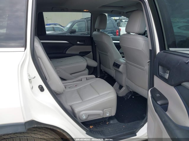 Toyota Highlander Xle V6