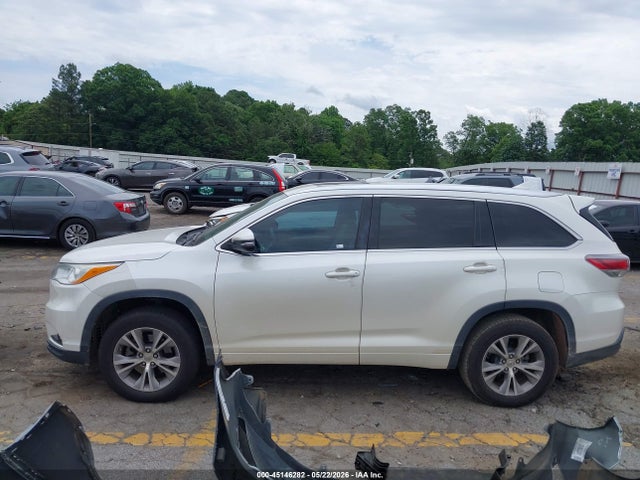 Toyota Highlander Xle V6