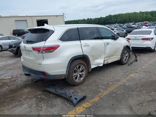 Toyota Highlander Xle V6
