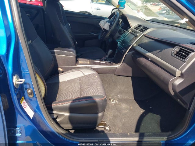 Toyota Camry Se