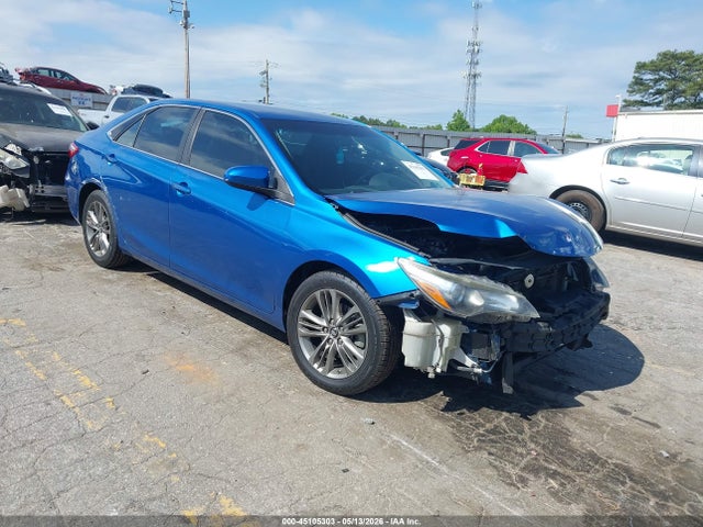 Salvage Toyota Camry Image