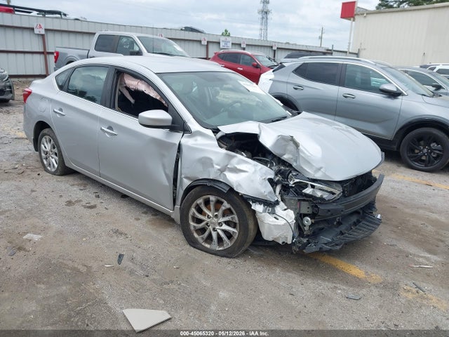 Salvage Nissan Sentra Image