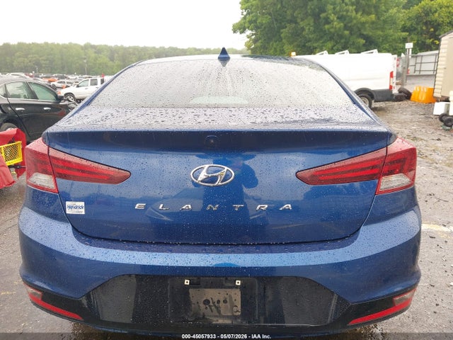 Hyundai ELANTRA Sel