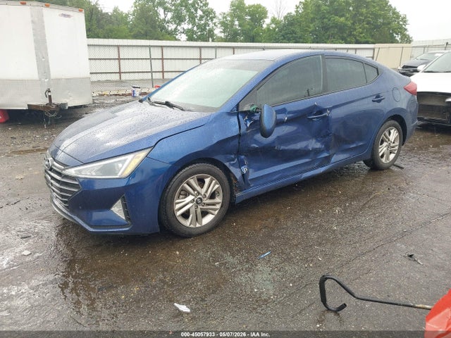 Hyundai ELANTRA Sel