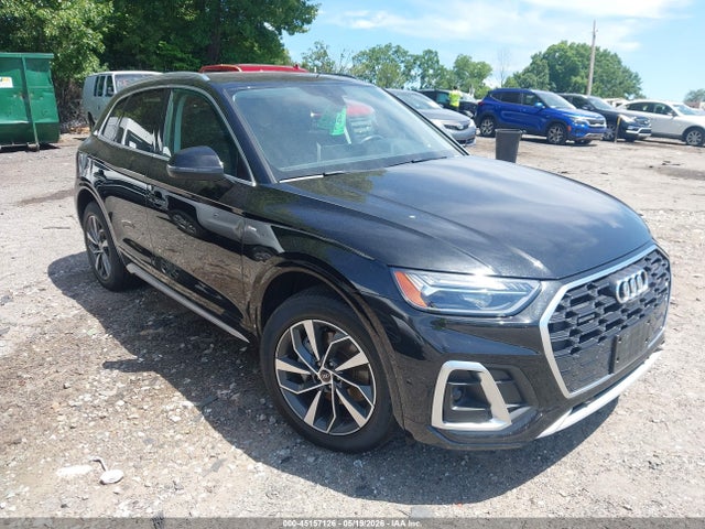 Salvage Audi Q5 Image