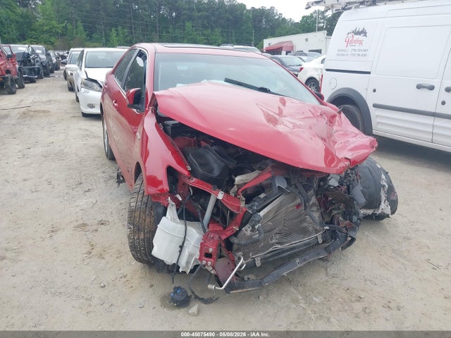 Salvage Toyota Camry Image