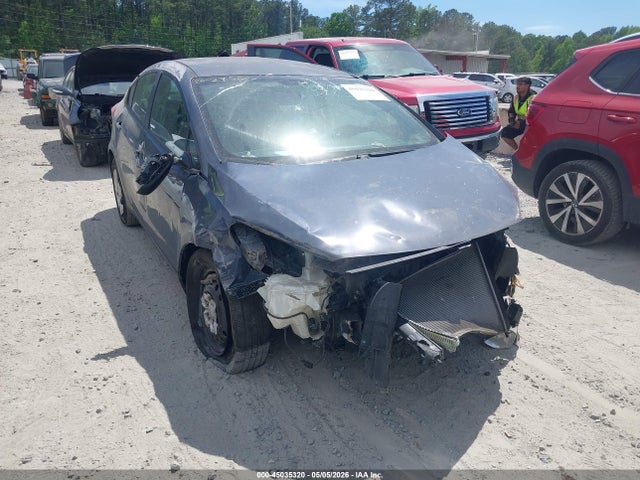 Salvage Kia Forte Image