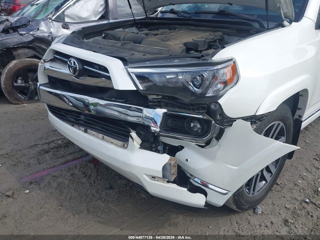 Toyota 4Runner Limited