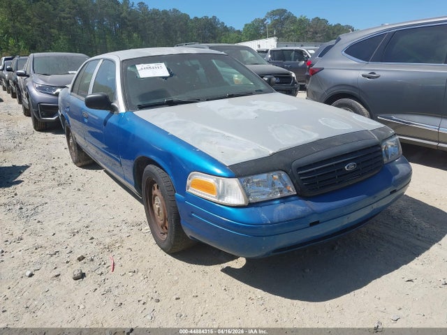 Salvage Ford Crown Victoria Image