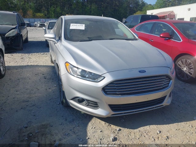Salvage Ford Fusion Image