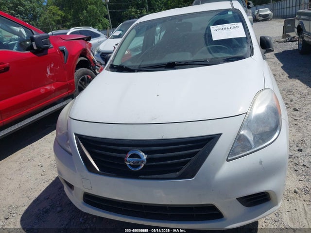Nissan Versa 1.6 S