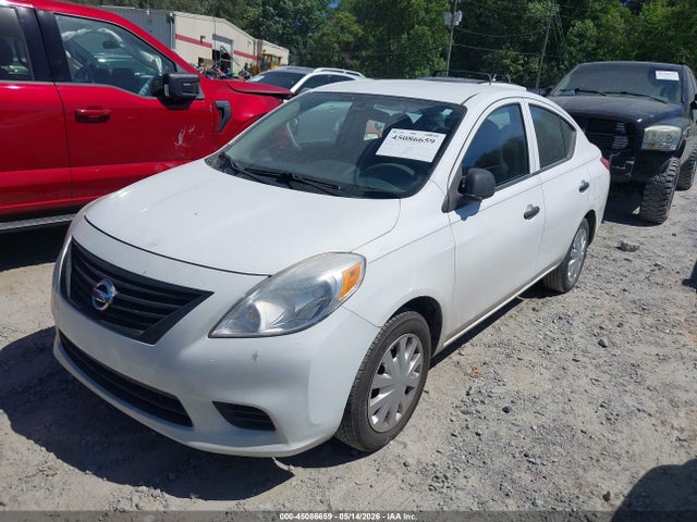 Nissan Versa 1.6 S