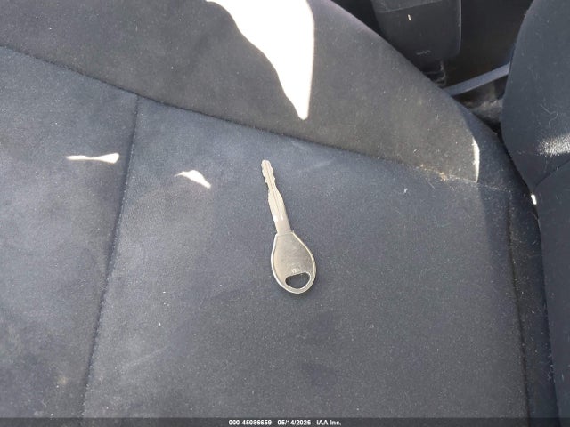 Nissan Versa 1.6 S