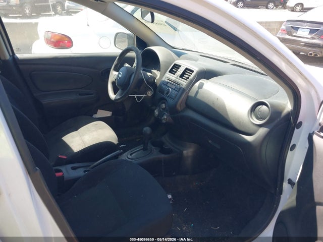 Nissan Versa 1.6 S
