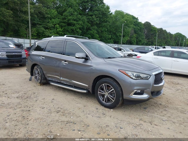Salvage INFINITI Qx Image