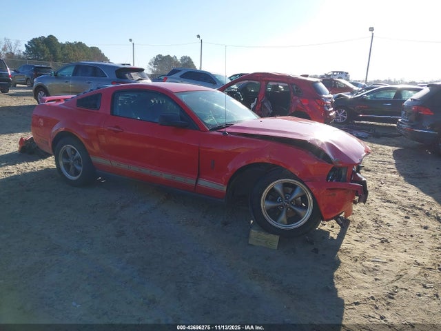 Salvage Ford Mustang Image
