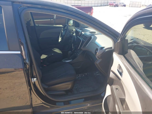 Chevrolet Sonic Lt Auto