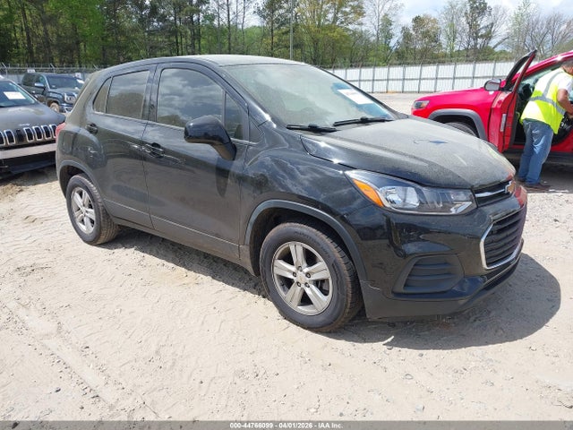 Salvage Chevrolet Trax Image