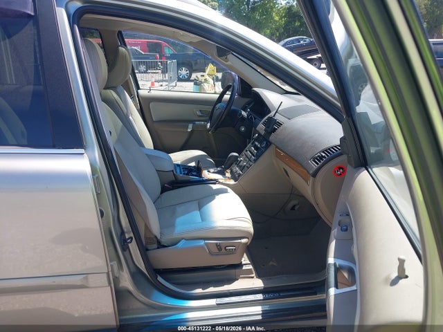 Volvo XC90 3.2