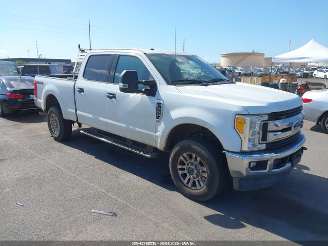 Salvage Ford F-250 Image