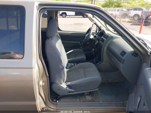 Nissan Frontier Xe