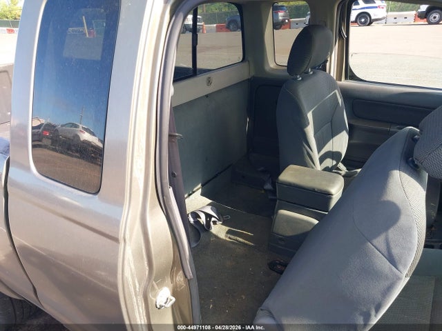 Nissan Frontier Xe