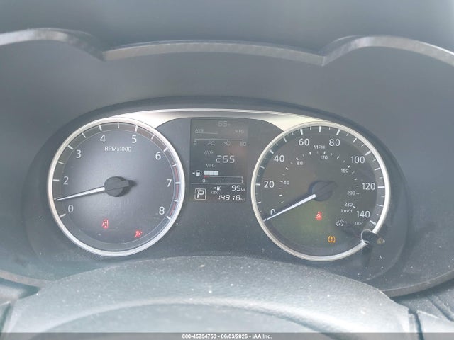 Nissan Versa 1.6 S