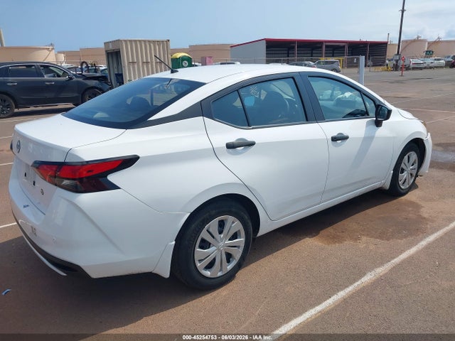 Nissan Versa 1.6 S
