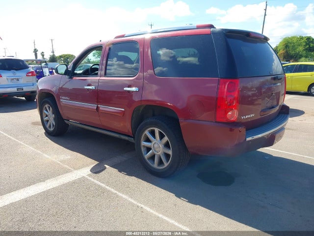 GMC Yukon Denali