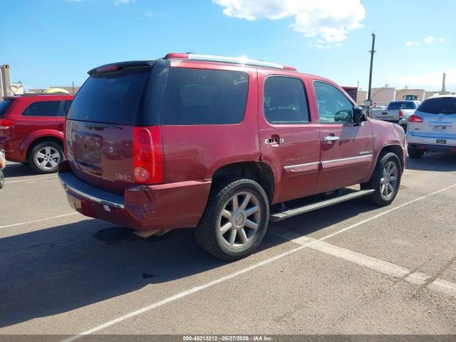 GMC Yukon Denali