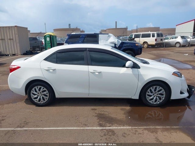 Toyota Corolla Le