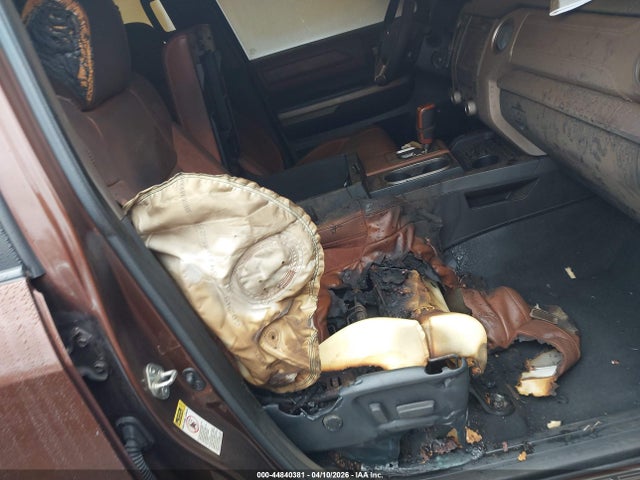 Toyota Tundra 1794 5.7l V8