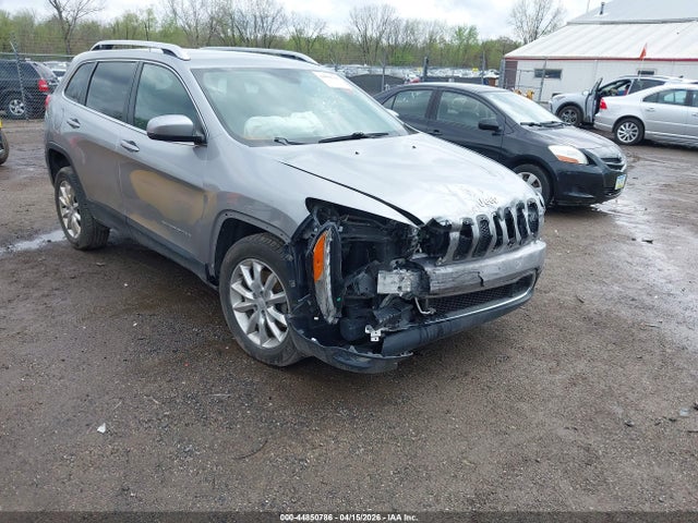 Salvage Jeep Cherokee Image