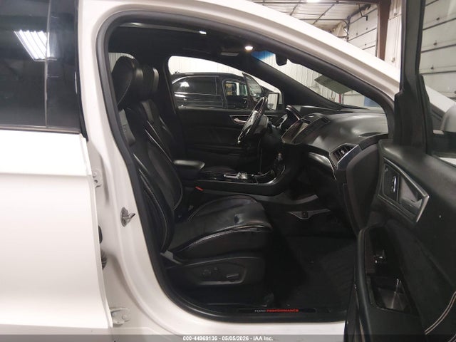 Ford Edge St
